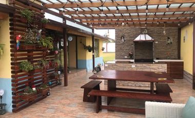 VENDO HERMOSA QUINTA EN TUMBACO