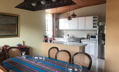 VENDO HERMOSA QUINTA EN TUMBACO