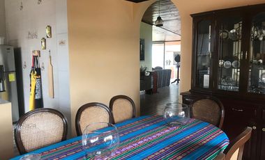 VENDO HERMOSA QUINTA EN TUMBACO