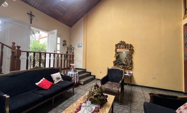 Casa en venta en Azogues, sector Santa Barbara