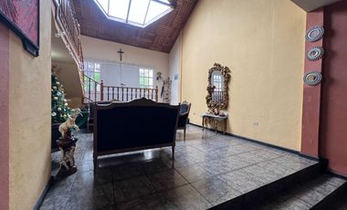 Casa en venta en Azogues, sector Santa Barbara