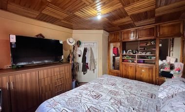 Casa en venta en Azogues, sector Santa Barbara