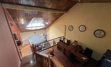 Casa en venta en Azogues, sector Santa Barbara