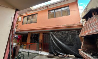 Casa en venta en Azogues, sector Santa Barbara