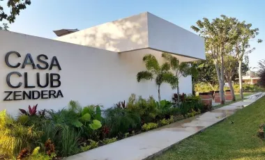 TERRENO EN PRIVADA ZENDERA