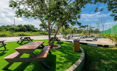 TERRENO EN PRIVADA ZENDERA