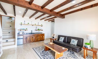 Casa Frente al Mar con Alberca, Jacuzzi y Acceso Directo a la Playa en Rosarito