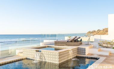 Casa Frente al Mar con Alberca, Jacuzzi y Acceso Directo a la Playa en Rosarito
