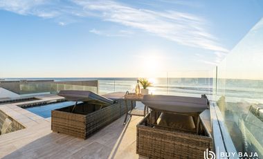 Casa Frente al Mar con Alberca, Jacuzzi y Acceso Directo a la Playa en Rosarito