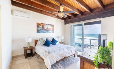 Casa Frente al Mar con Alberca, Jacuzzi y Acceso Directo a la Playa en Rosarito