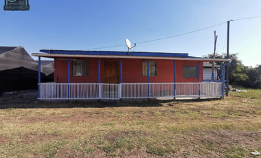 Se arrienda cómoda y acogedora casa 2D 1B en La Peña, Nogales