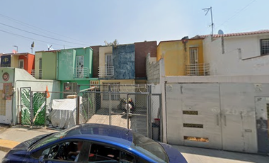 Sk16 Activo Bancario En C. Bosques de Cedro, Bosques de Tultepec, Tulyepec, EdoMex (No Créditos Infonavit e Hipotecarios)