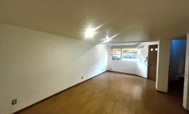 Invierte en confort y estilo: Casa lista para habitar