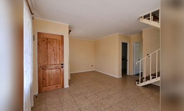 Se arrienda amplia y hermosa casa 3D 2B en La Cruz