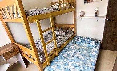 MILINA-SALINAS: DE ESTRENO CASA CON PATIO CERCA DEL MAR