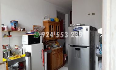 VENDO CASA FRENTE A PARQUE 140M2 - 2 PISOS.3 DORM.4 BAÑOS-PACHACAMAC