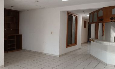 BODEGA Y DEPARTAMENTO EN RENTA EN MORELIA, COL. AMPLIACIÒN LA SOLEDAD