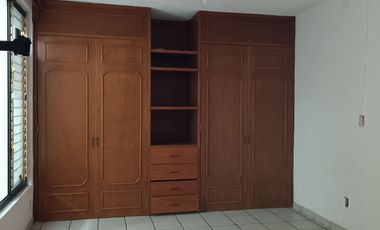 BODEGA Y DEPARTAMENTO EN RENTA EN MORELIA, COL. AMPLIACIÒN LA SOLEDAD
