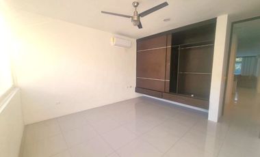 Departamento en renta en Sodzil Norte