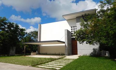 Casa en renta sin amueblar en country club, Cancun Q. Roo