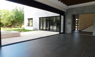 Casa en renta sin amueblar en country club, Cancun Q. Roo