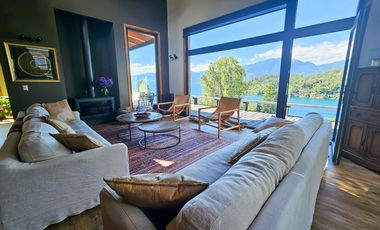 Casa de Lujo de 353m2 en Parcela a orilla del Lago Ranco, Sector Ensenada de Illahuape, Lago Ranco