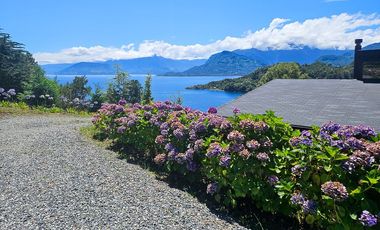 Casa de Lujo de 353m2 en Parcela a orilla del Lago Ranco, Sector Ensenada de Illahuape, Lago Ranco