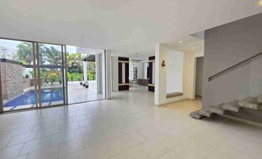 Casa de venta o alquiler con Vista al lago en Isla Mocolí Etapa Arrecife