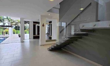 Casa de venta o alquiler con Vista al lago en Isla Mocolí Etapa Arrecife