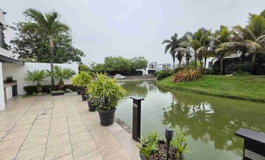 Casa de venta o alquiler con Vista al lago en Isla Mocolí Etapa Arrecife
