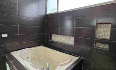 Casa de venta o alquiler con Vista al lago en Isla Mocolí Etapa Arrecife