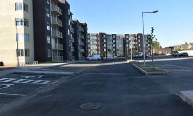Se vende excelente departamento en condominio Jardín las Rastras,Talca
