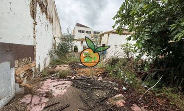 AMPLIO TERRENO DE 372 M2 A UNAS CUADRAS DEL CENTRO HISTÓRICO