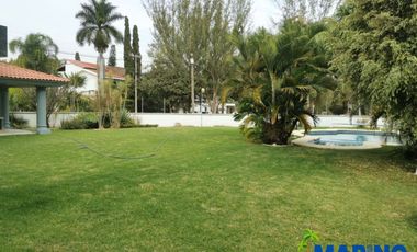 Impresionante casa en Lomas de Cocoyoc