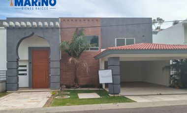 Impresionante casa en Lomas de Cocoyoc