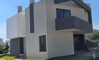 CASA EN VENTA PARQUE METROPOLITANO