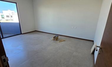 CASA EN VENTA PARQUE METROPOLITANO