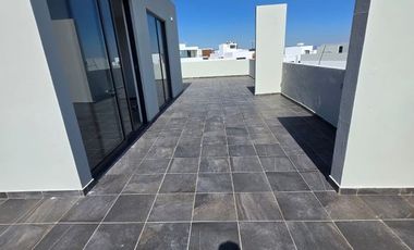 CASA EN VENTA PARQUE METROPOLITANO