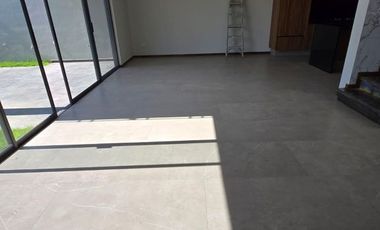 CASA EN VENTA PARQUE METROPOLITANO