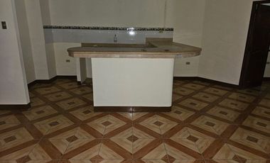 SE RENTA SUITE EN CENTRO DE MACHALA