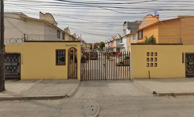 Casa en Tezontle Las Fuentes Tultitlan Remate Bancario