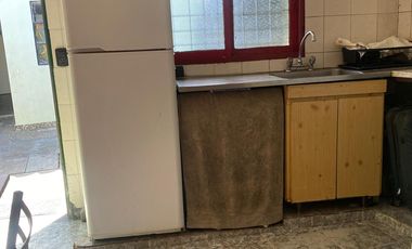 VENTA CASA DOS AMBIENTES . MAS DPTO AL FONDO