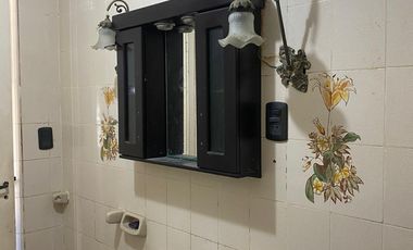 VENTA CASA DOS AMBIENTES . MAS DPTO AL FONDO