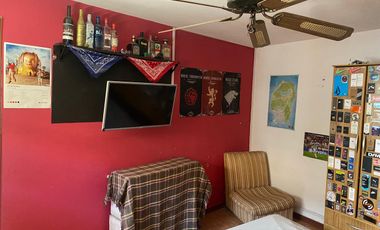 VENTA CASA DOS AMBIENTES . MAS DPTO AL FONDO