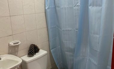 VENTA CASA DOS AMBIENTES . MAS DPTO AL FONDO