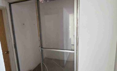 REBTA DE CASA EN JARDINES DEL VALLE CERCA DE LOS TACOS DEL RICA