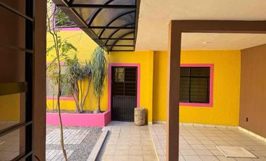 VENTA DE CASA CON MINIDEPARTAMENTO Y ROOF GARDEN