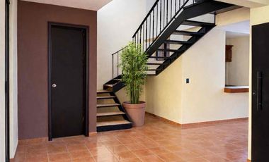 VENTA DE CASA CON MINIDEPARTAMENTO Y ROOF GARDEN