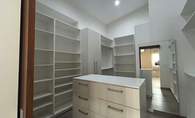 Casa en Renta en Centro Sur