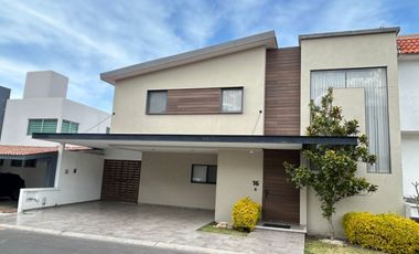 Casa en Renta en Centro Sur